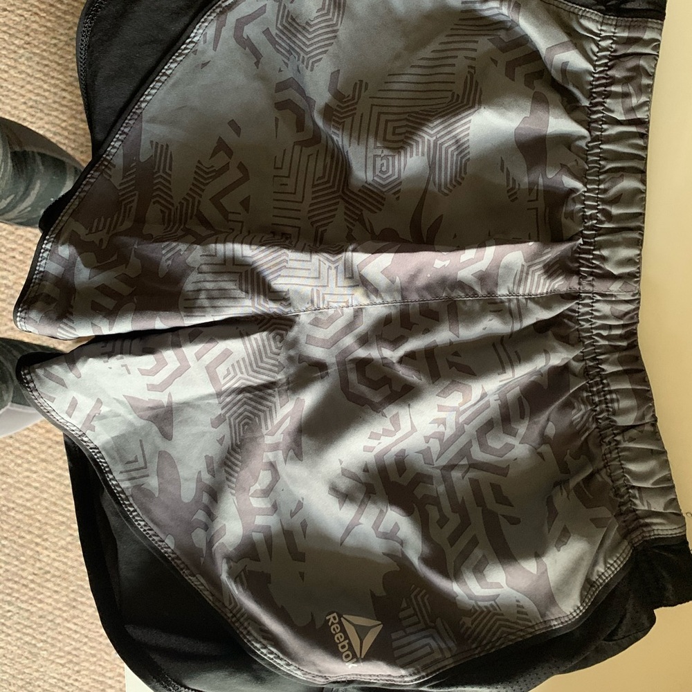 black reebok shorts